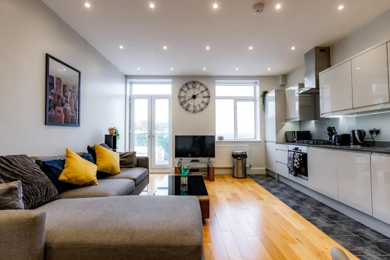 Thorpe Road 1 Bed With Parking Norwich